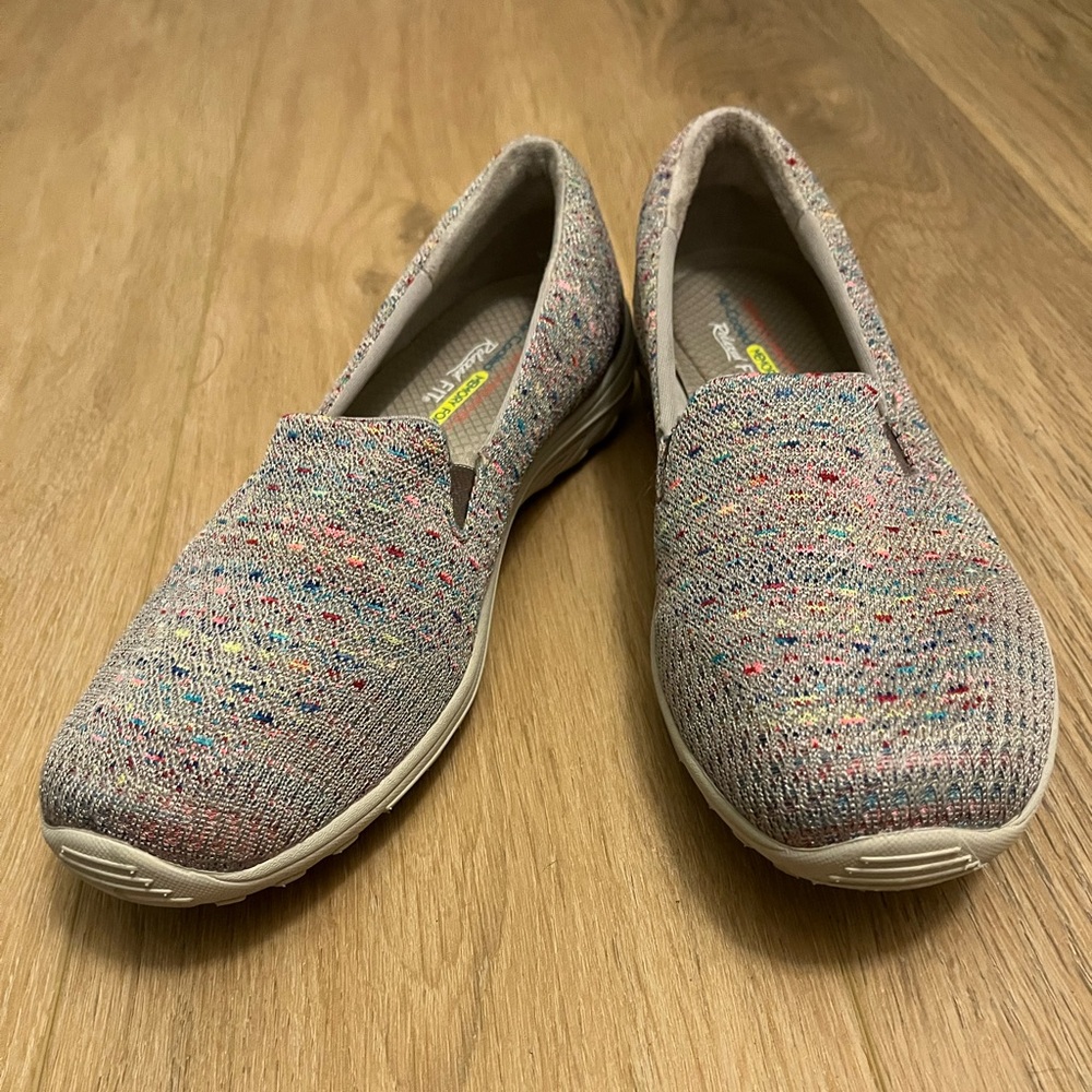 LIKE NEW Skechers Multicolor Slip-On Shoes Size 9